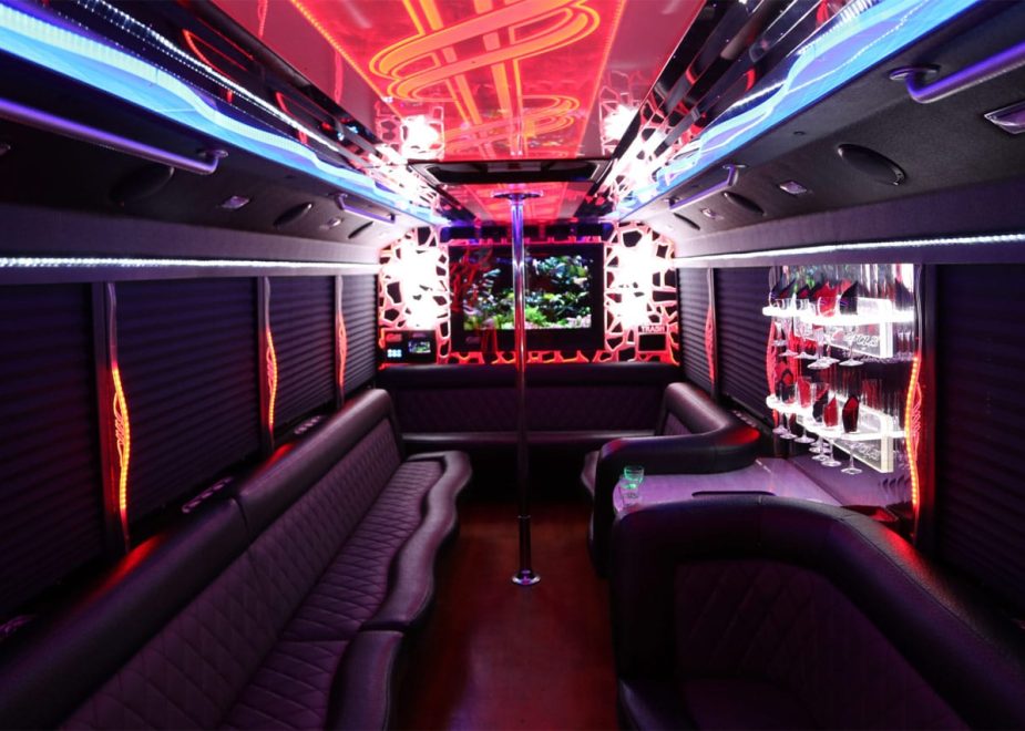 Booking a Limo for Sweet 16 Parties or Quinceañeras